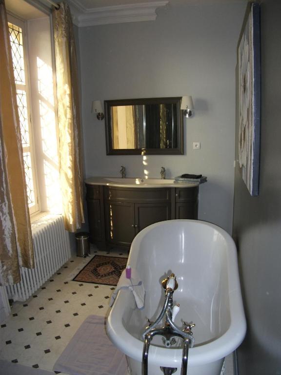 Chateau De Belle-Vue Bed & Breakfast Sainte-Cecile  Bilik gambar
